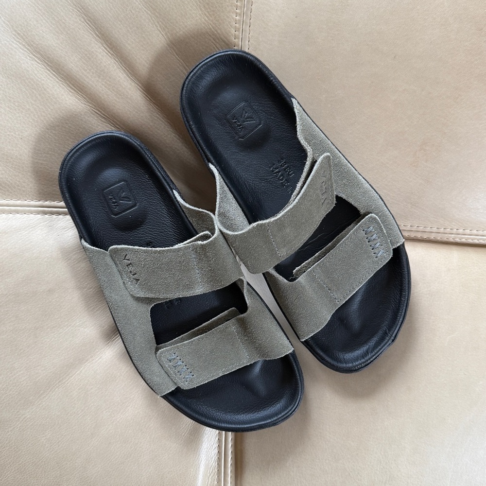 Veja Women's Suede Sandals - Olive and Black - Picture 2 of 4